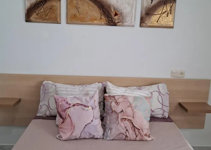 Apartamento Azahar Fibes y Garaje-WiFi gratis
