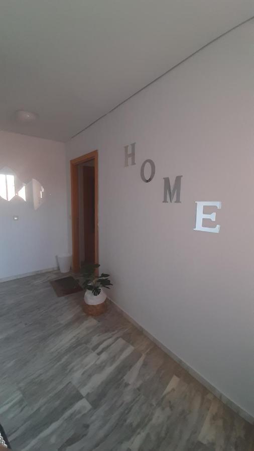 Azahar Fibes Y Garaje-wifi Gratis Apartamento Sevilla