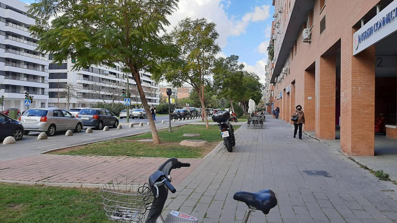 Azahar Fibes Y Garaje-wifi Gratis * Sevilla